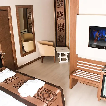 Budan Thermal & Convention Center Hotel