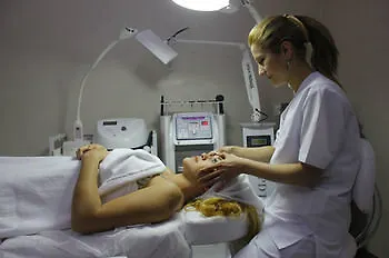 Budan Thermal & Convention Center Hotel