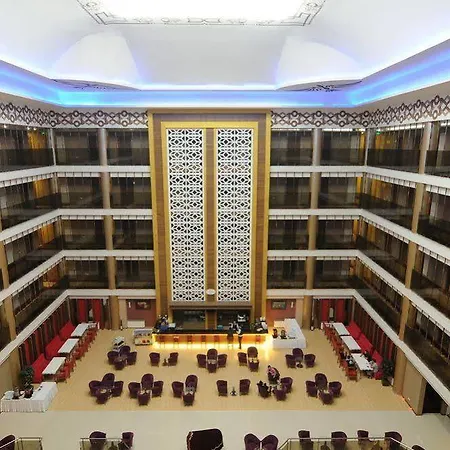 Hotel Budan Thermal & Convention Center 5*